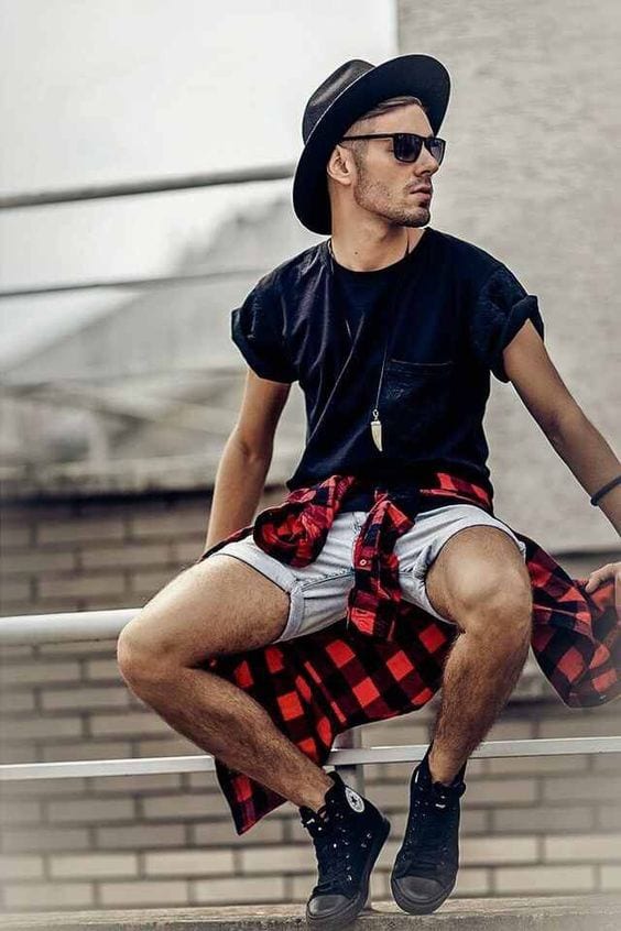 t shirt look with shorts t shirt look with shorts