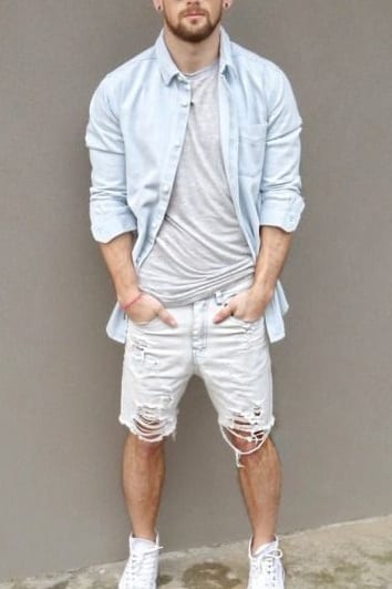 Sky Blue- 5 Outfit Colours Light Skin Tone Men Should Avoid Sky Blue- 5 Outfit Colours Light Skin Tone Men Should Avoid