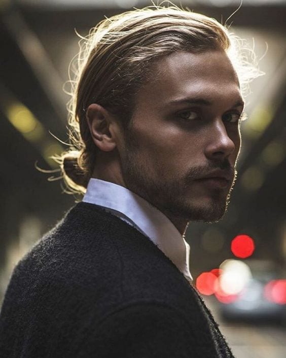 messy low man bun messy low man bun