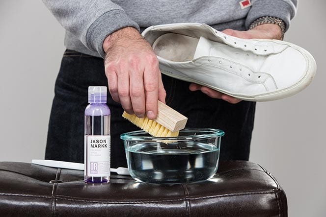 Shoe Cleaning Hacks - DIY Shoe Cleaning Hacks - DIY
