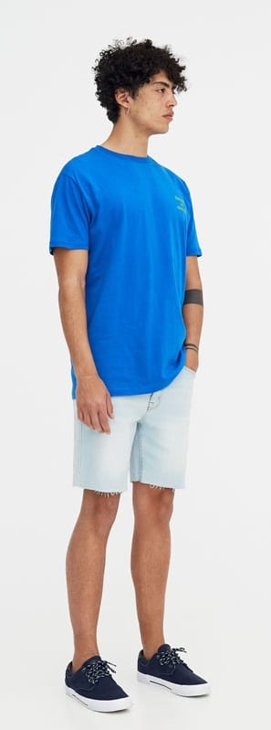 10 Fashion Mistakes Men Should Avoid 10 Fashion Mistakes Men Should Avoid