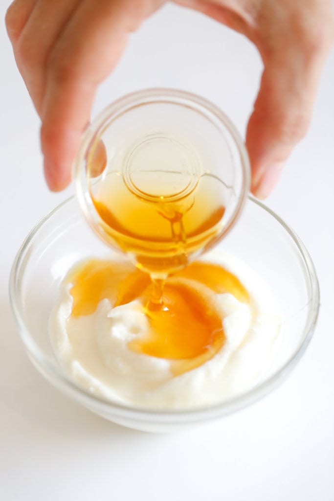 Yogurt And Honey Mask For Oily Skin Yogurt And Honey Mask For Oily Skin