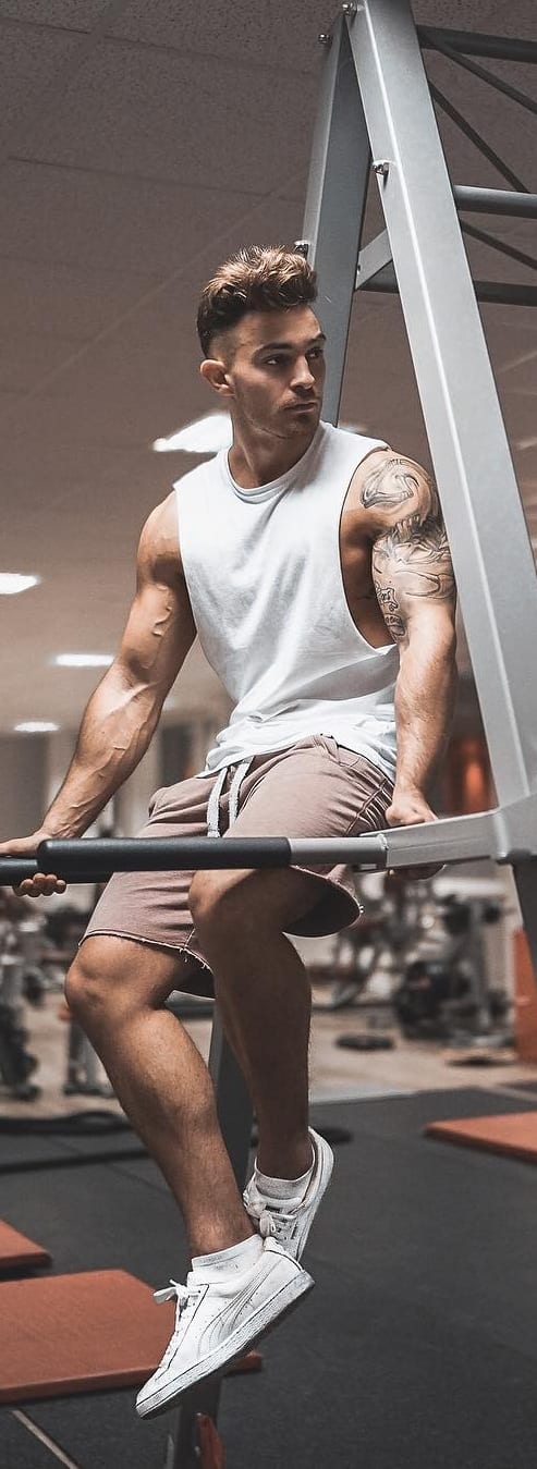 Cool Athleisure Outfit Ideas For Men This Year Cool Athleisure Outfit Ideas For Men This Year