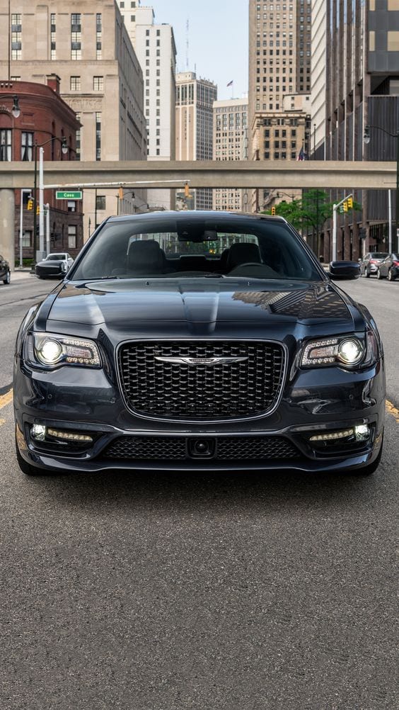 CHRYSLER BLACK ON THE STREET CHRYSLER BLACK ON THE STREET