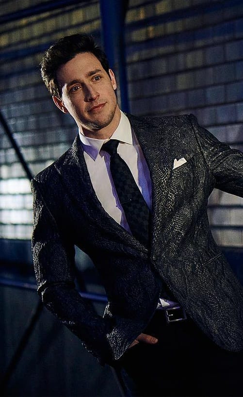 Dr. Mike Outfit Ideas To Steal Dr. Mike Outfit Ideas To Steal
