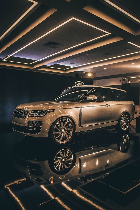 GOLD CHROME RANGE ROVER GOLD CHROME RANGE ROVER