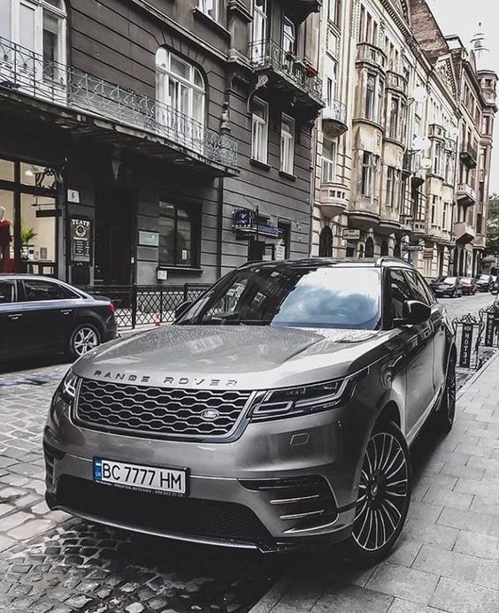 GREY RANGE ROVER GREY RANGE ROVER