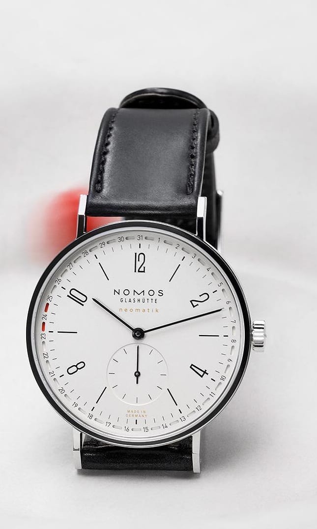 Summer Essentials For Men-Watch Summer Essentials For Men-Watch