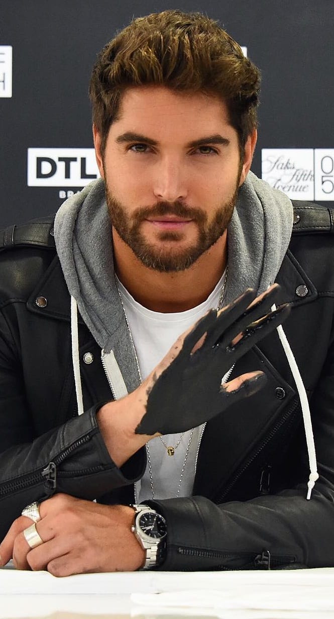 Trendy Men's Hairstyle Of The Year Trendy Men's Hairstyle Of The YearTrendy Men's Hairstyle Of The Year