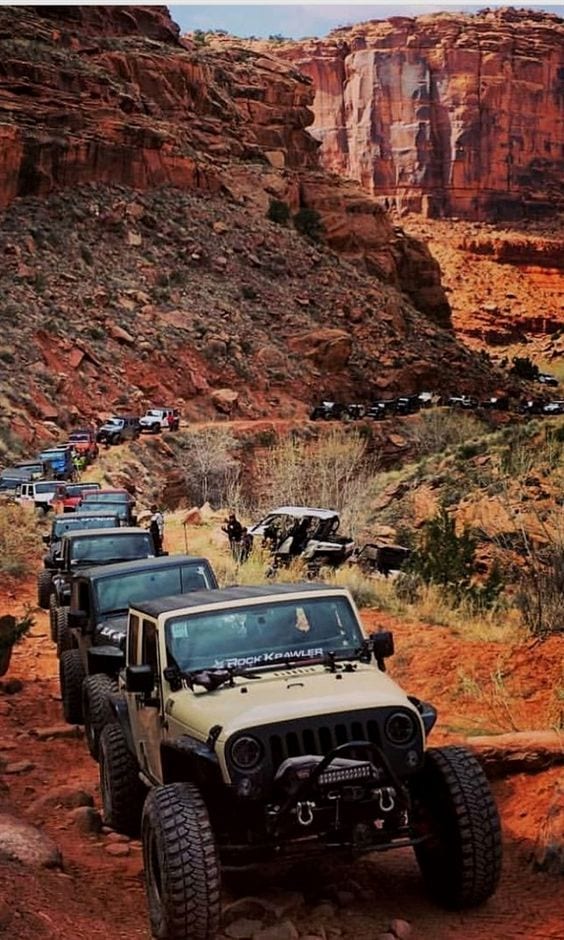 JEEP OFF ROADING CARS JEEP OFF ROADING CARSJEEP OFF ROADING CARS
