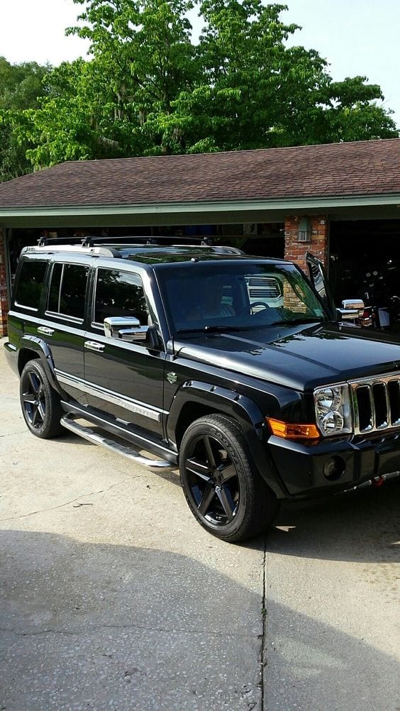 JEEP SRT 8 rims on 2010 commander CAR JEEP SRT 8 rims on 2010 commander CAR