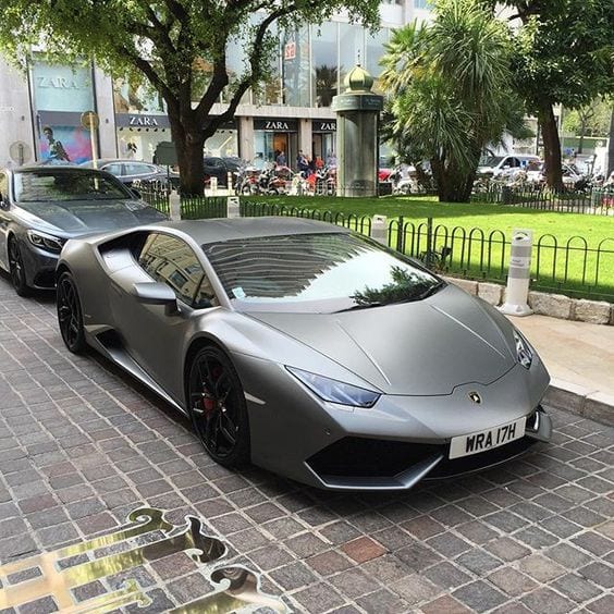 LAMBORGHINI GREY MATTE ON STREETS LAMBORGHINI GREY MATTE ON STREETS