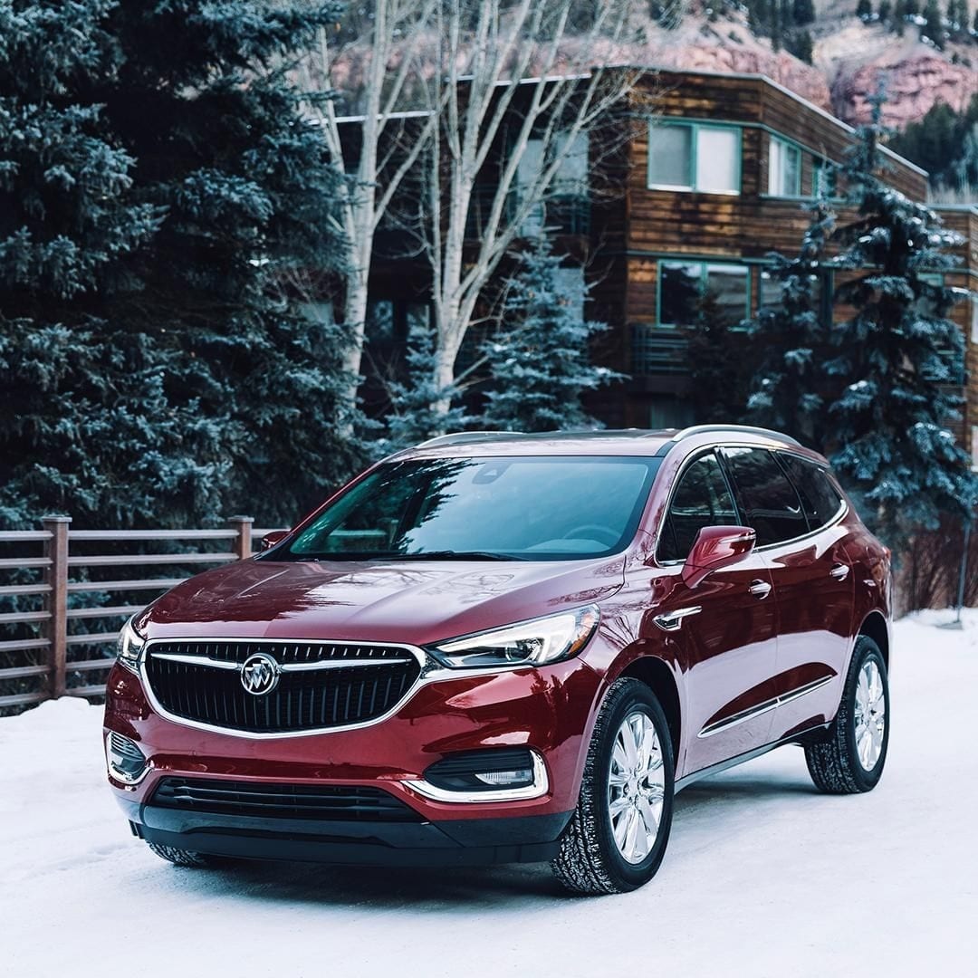 MAROON ENCLAVE BUICK CAR MAROON ENCLAVE BUICK CAR