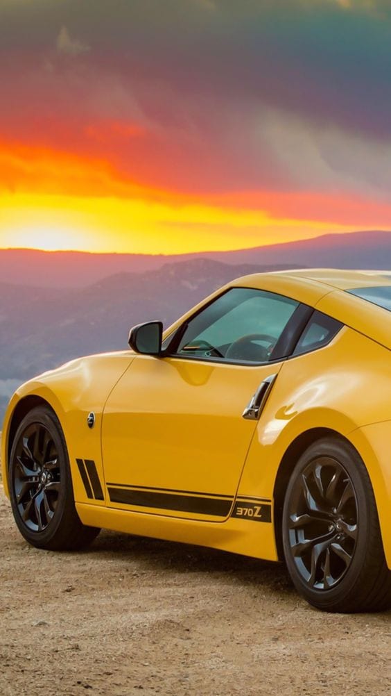LAMBORGHINI SPORTS YELLOW SUNSET LAMBORGHINI SPORTS YELLOW SUNSET