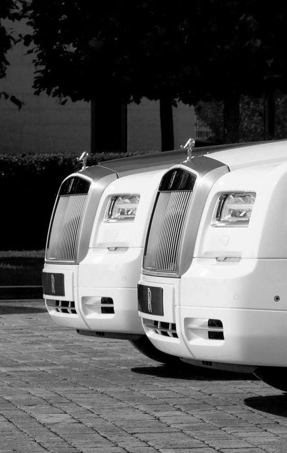 Rolls Royce Ghost - gorgeous grill WHITE Rolls Royce Ghost - gorgeous grill WHITE