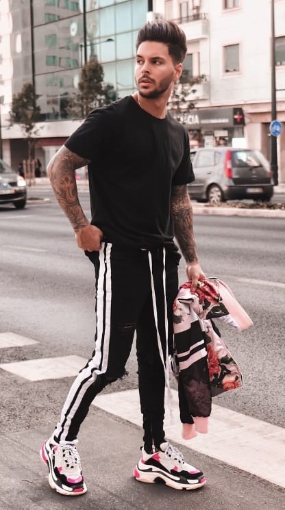 Chunky shoes,Black Outfit Ideas for men's street style Chunky shoes,Black Outfit Ideas for men's street style