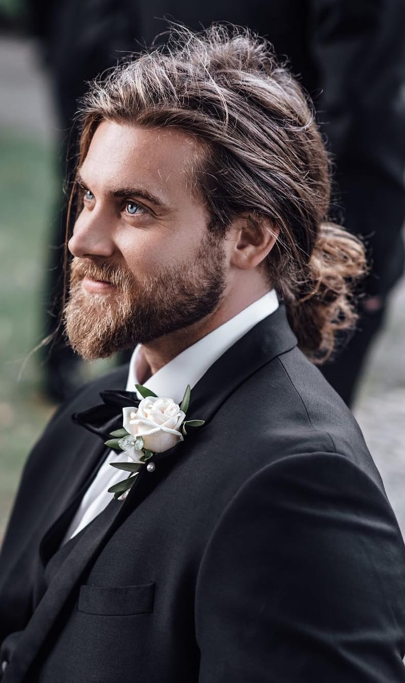 Long Hair Ponytail Hairstyle for Men Long Hair Ponytail Hairstyle for Men