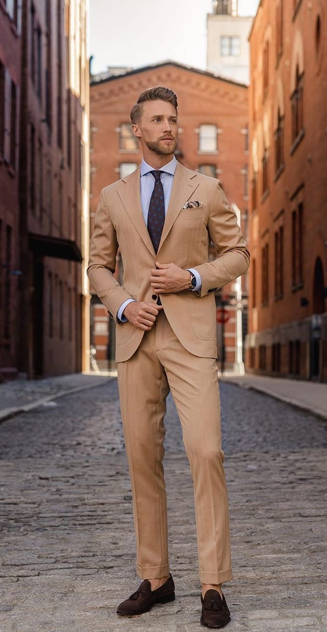 Amazing Suit Ideas for March Amazing Suit Ideas for March
