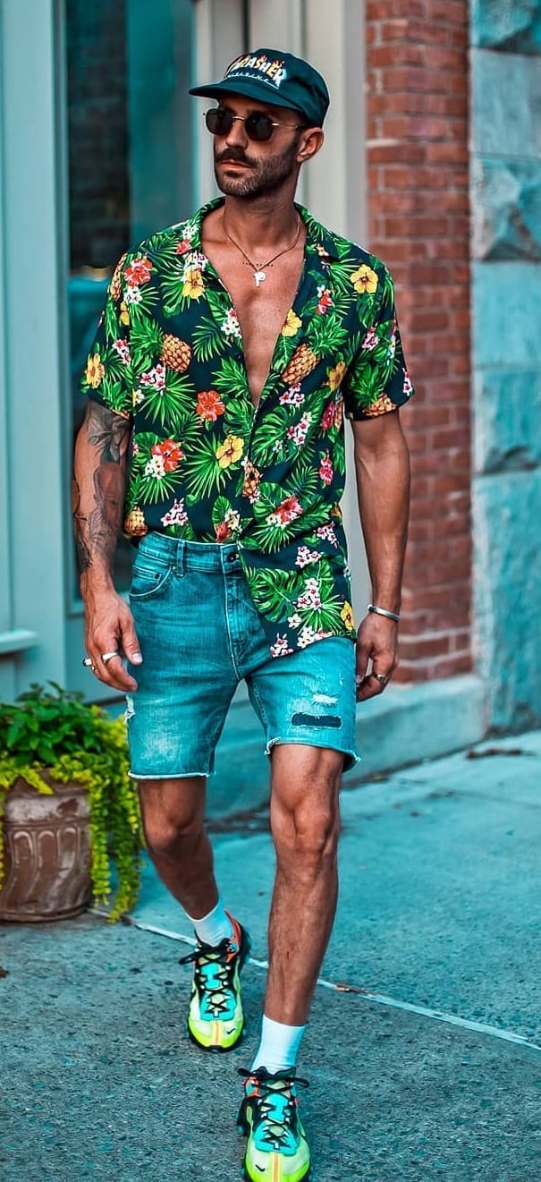 Floral Shirt- Denim Shorts Combination for Summer Floral Shirt- Denim Shorts Combination for Summer