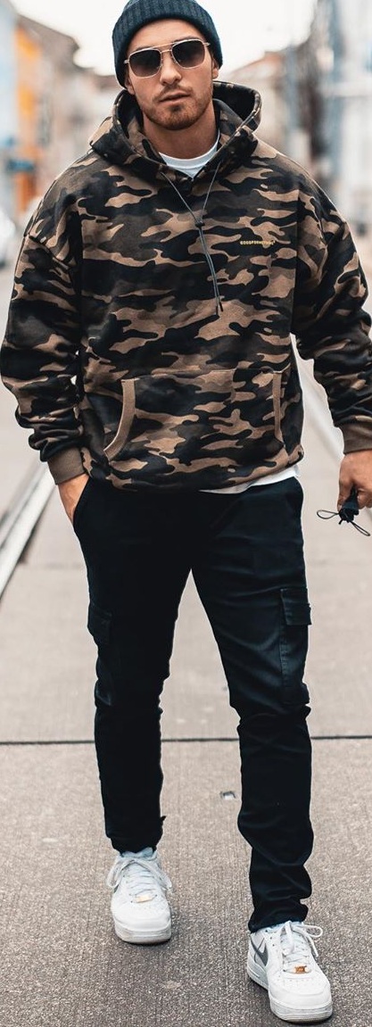 Hoodie to try this fall season Hoodie- Fall Fashion Essential
