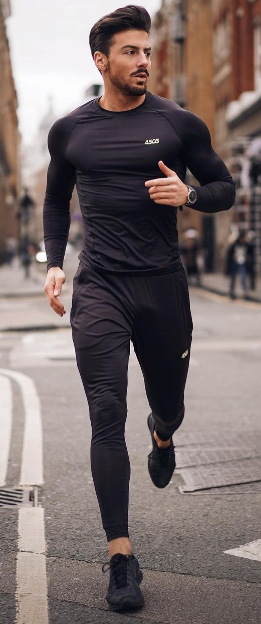10 Workout Outfits That Will Make You Look Fit and Fine 10 Workout Outfits That Will Make You Look Fit and Fine