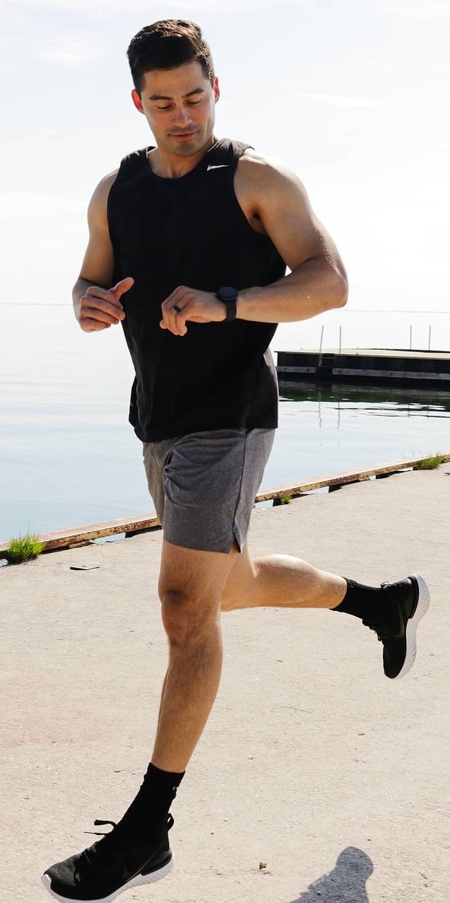 10 Workout Outfits for Men 10 Workout Outfits for Men