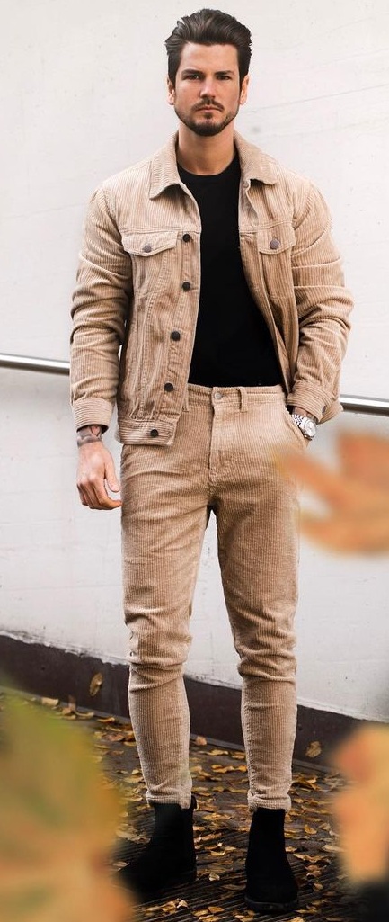 Cool Khaki Jacket and Trouser Outfit for Men Cool Khaki Jacket and Trouser Outfit for Men