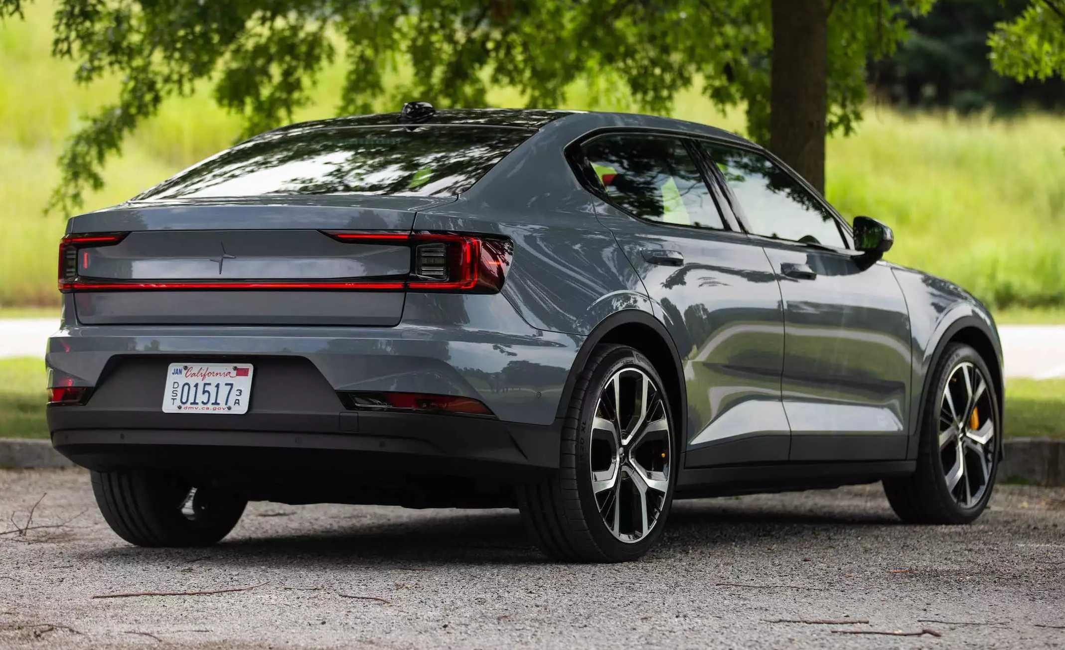 POLESTAR 2- Best Electric Car in the World POLESTAR 2- Best Electric Car in the World