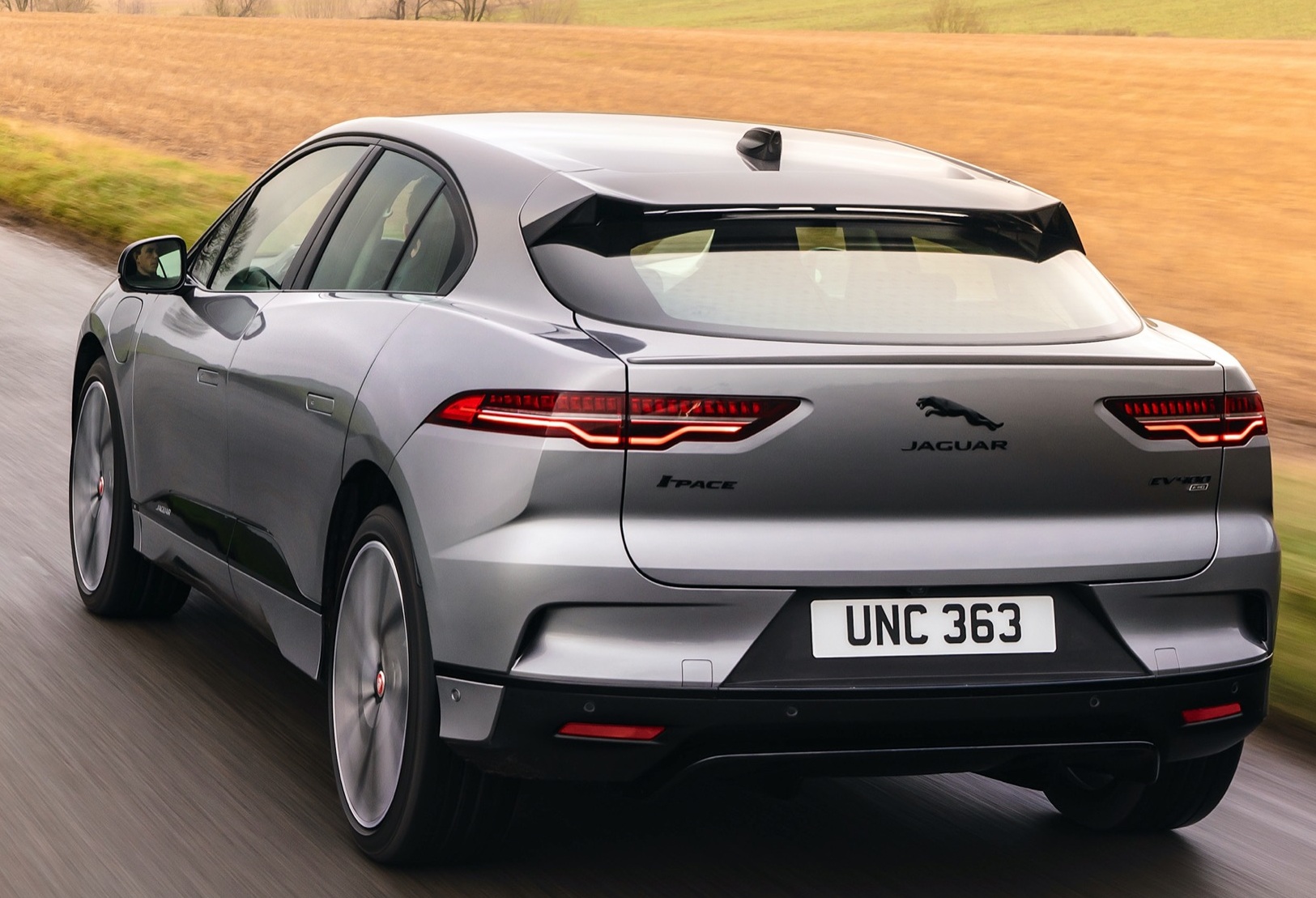 jaguar-i-pace- best-electric-in-the-world jaguar-i-pace- best-electric-in-the-world