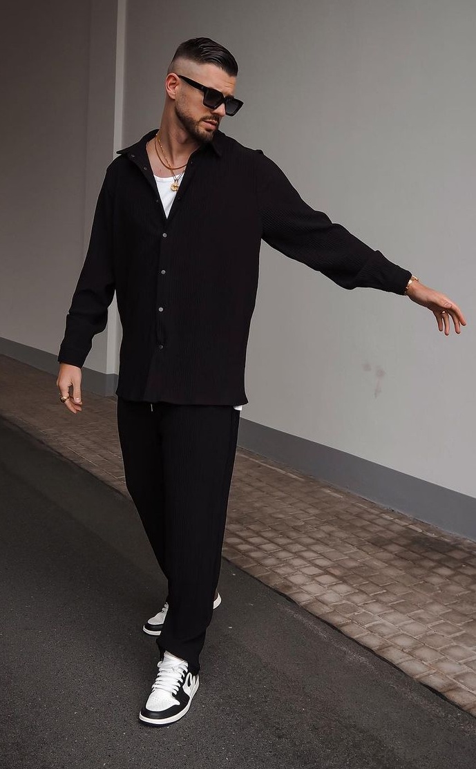 Black Full Sleeves Shirt Paired With Black Baggy Pants Black Full Sleeves Shirt Paired With Black Baggy Pants