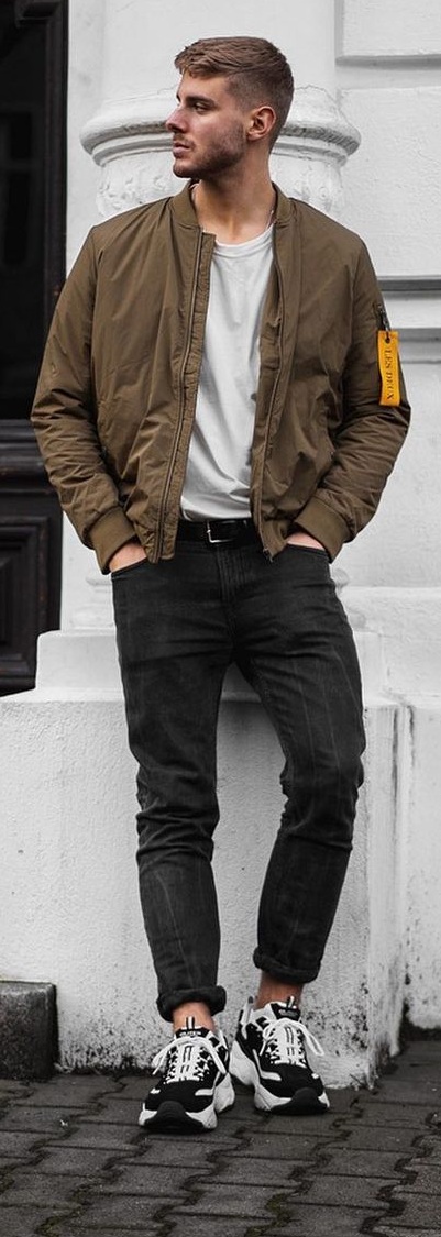 Cool Olive Green Bomber Jacket Outfit For Men To Rock Cool Olive Green Bomber Jacket Outfit For Men To Rock