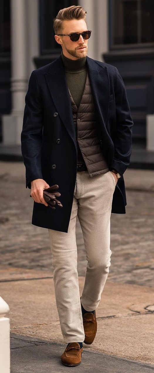 Turtleneck layered with a puffer jacket and top coat outfit for winter Turtleneck layered with a puffer jacket and top coat outfit for winter