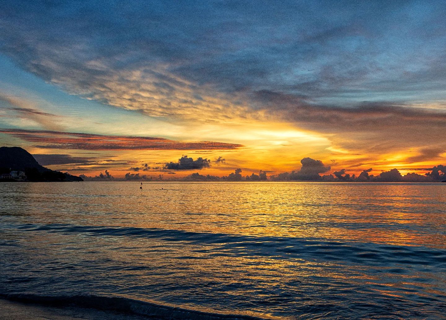 Favorable Climate at Seychelles give the most pleasant vibes Favorable Climate at Seychelles give the most pleasant vibes