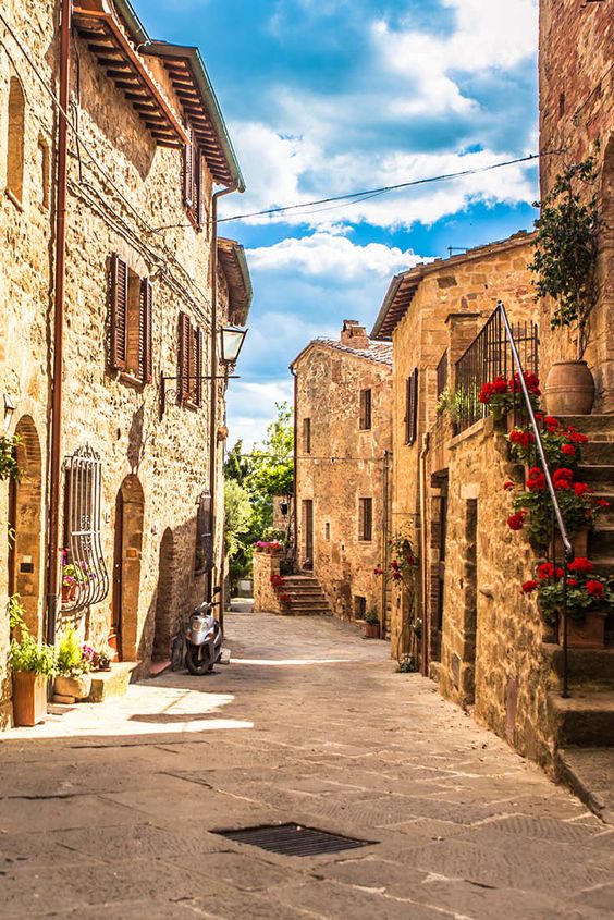 Tuscany, Italy - wedding destinations with cultural touch Tuscany, Italy - wedding destinations with cultural touch