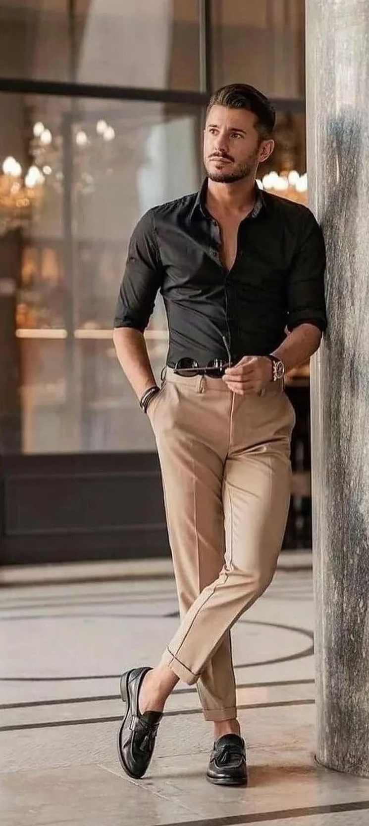 Experiment with colors and prints - Fashion & styling tip for men in 2023 Experiment with colors and prints - Fashion & styling tip for men in 2023