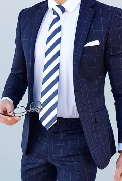 Tie - A formal accessoy for a professional touch Tie - A formal accessoy for a professional touch
