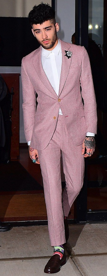 Pink suit with white shirt and suede Pink suit with white shirt and suede