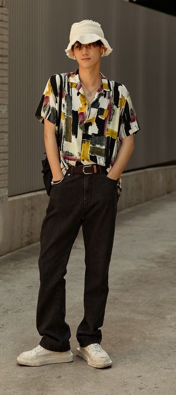 Accessories outfit with bucket hat Accessories outfit with bucket hat