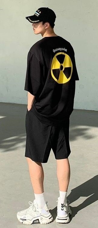Graphics t-shirt and shorts Graphics t-shirt and shorts