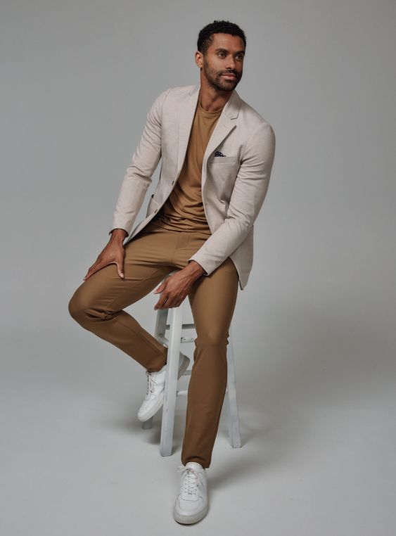7 Must-Have Outfits for Well-Dressed Men