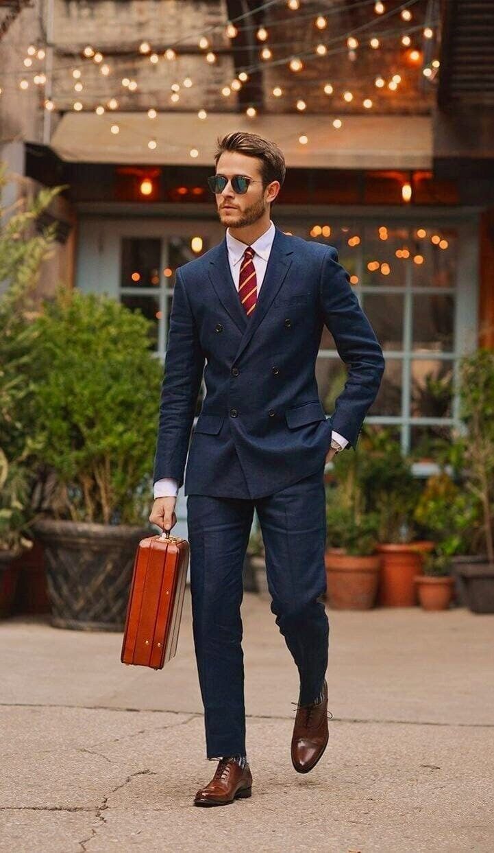 Classic Suit For Office Meeting Classic Suit For Office Meeting