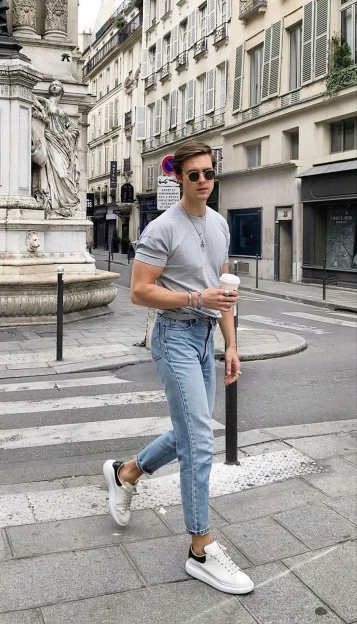 Straight-Leg to Skinny Jeans Straight-Leg to Skinny Jeans