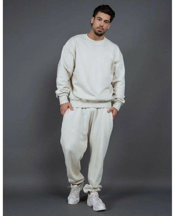 White Sweatpants With Sweatshirt White Sweatpants With Sweatshirt