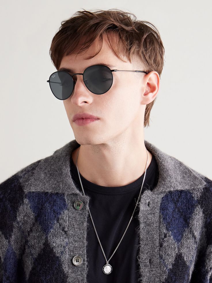 Reverse Round-Frame Metal Sunglasses Reverse Round-Frame Metal Sunglasses