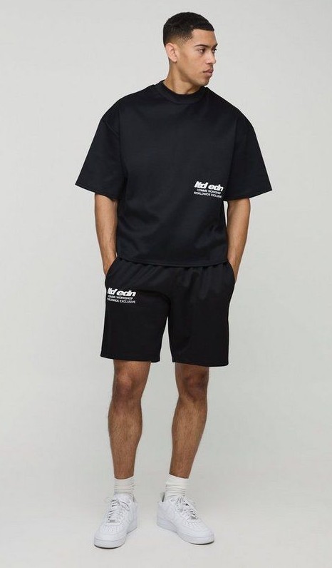 Oversized Boxy Graphic T Shirt & Short Set Oversized Boxy Graphic T Shirt & Short Set